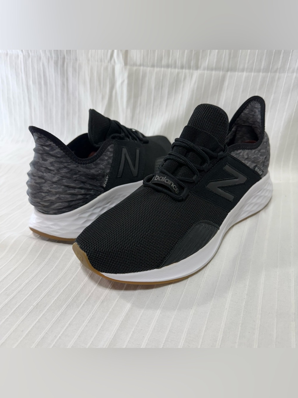 New Balance Fresh Foam Roav v1 Men’s 11.5 2E Wide Black Running Shoes MROAVPB1